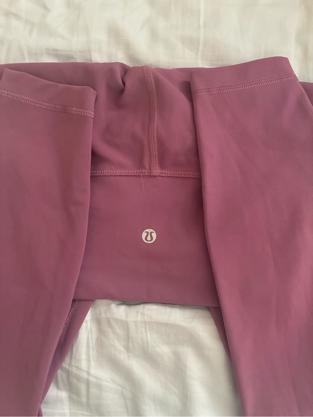 Lululemon Mauve High-Rise Leggings - Picture 4 of 4